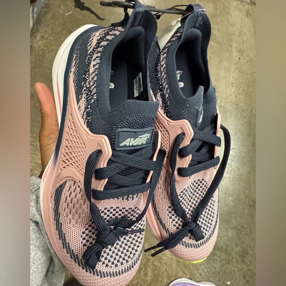 Avia Women's Sneakers in Pink and Navy new with tag - Picture 1 of 1